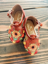 Load image into Gallery viewer, Sunflower Sandals